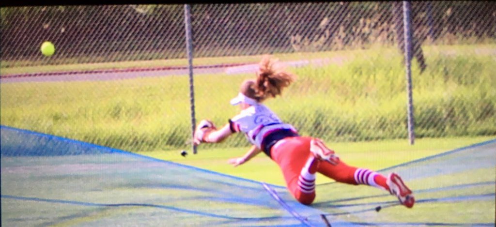 Amy Broughton tweet media