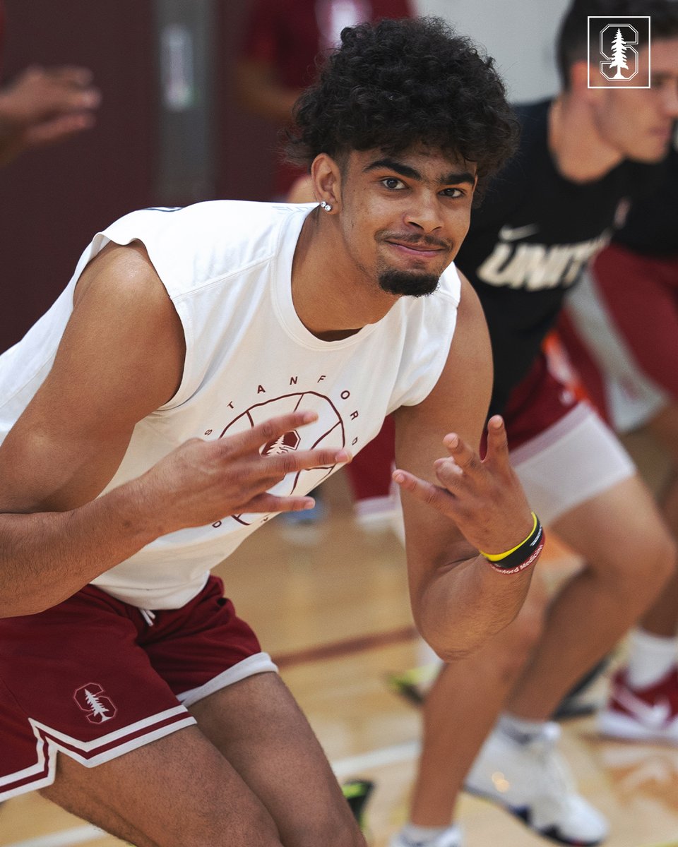 StanfordMBB's tweet photo. Success starts with the prep work 👊

#GoStanford https://t.co/58dqlm8Lsn