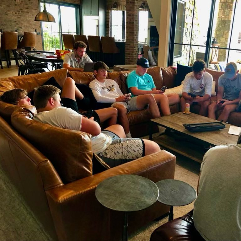 We had our 2nd paid mentoring day this AM! We helped our TJ #youth:

1. Create LinkedIn profiles
2. Learn to use our time and attendance app Sling and
3. Reinforce #corevalues

Great work today #team!

#besteffort #bestattitude #profesionalism #communication #memorability #tjlr