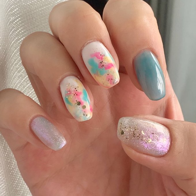 派手ネイルのtwitterイラスト検索結果