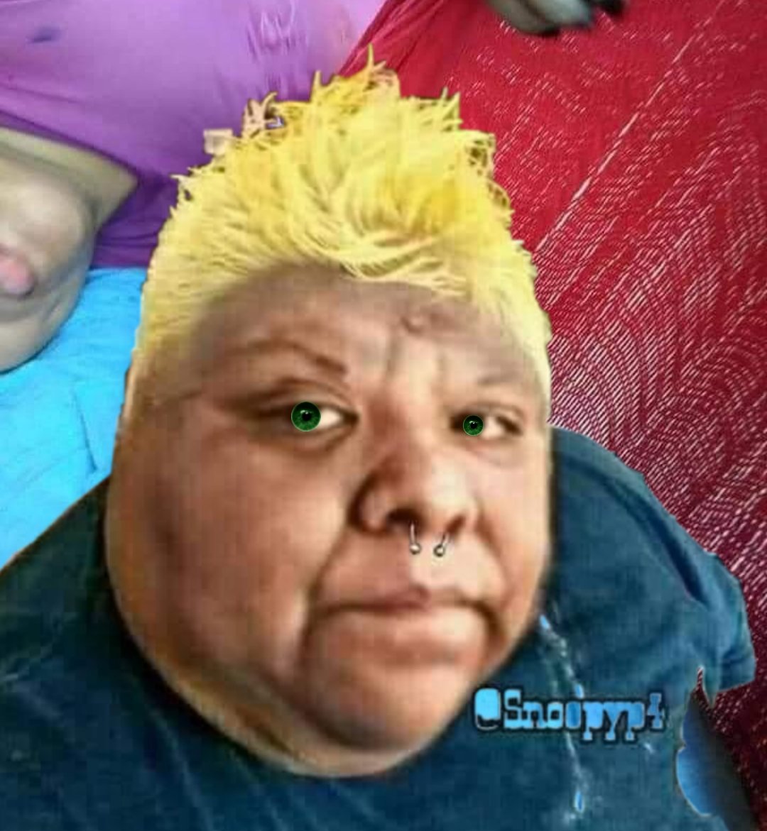 srTablerock's tweet photo. Mi novio Cain y yo viendo #ScoobyPorEl5 https://t.co/LhHZ24uKOj