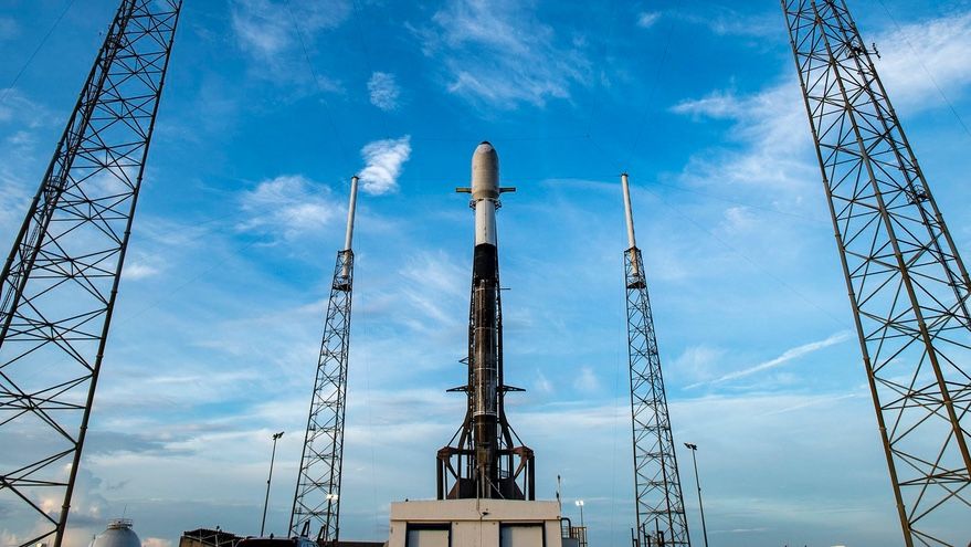 A SpaceX launch scrubbed in the final seconds of its countdown when an aircraft violated restricted airspace Tuesday has united the launch industry and the airline industry in their criticism of the FAA’s management of airspace for launches. buff.ly/3A9O5WF