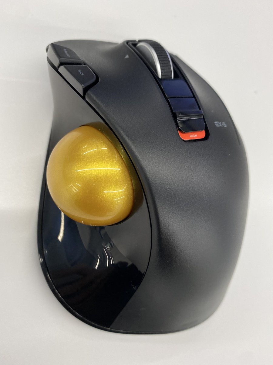 じゃば トラックボールのボールの滑りが悪いので 試しに金玉に入れ替えてみたら生まれ変わった