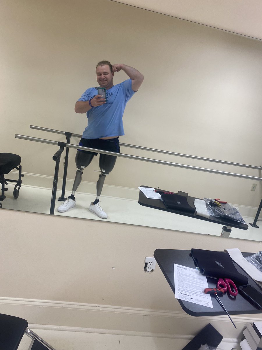 AdamSiv_D3's tweet photo. The start of something beautiful. 

Nothing is ever as big or small as it seems. 

Perspective is everything. 

🦿🦿

#NoLegs #BiLateralAmputee #Peace #love #blessings #NewOrleans #Teacher https://t.co/5dyFKuigzP