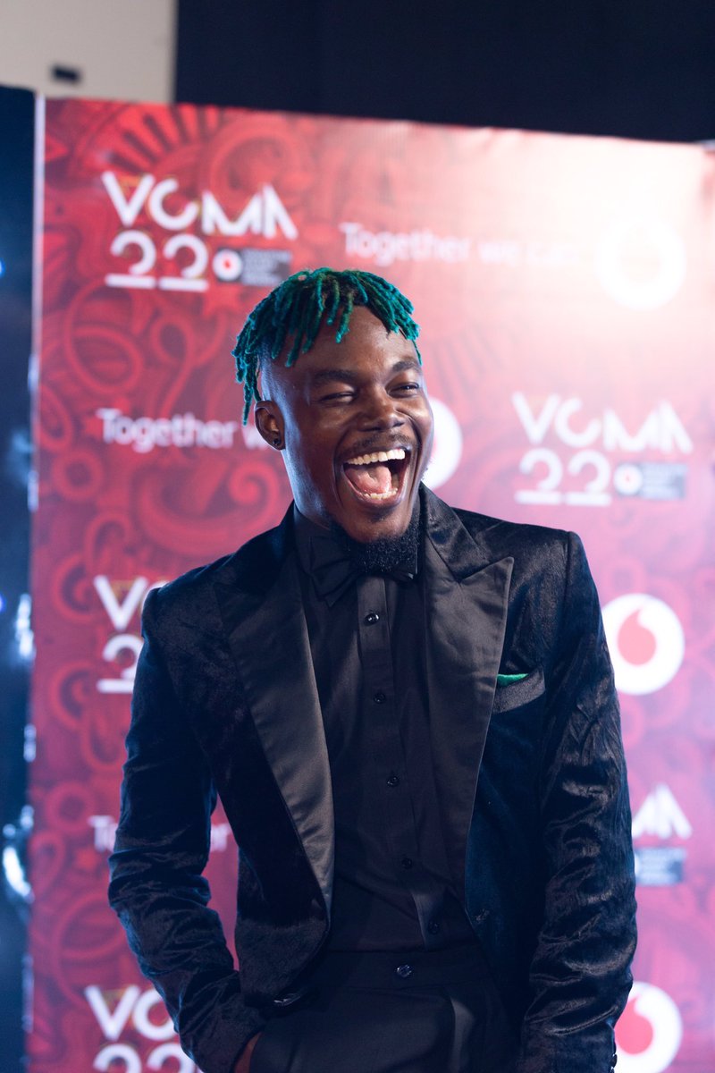 3papers_ent's tweet photo. Stunning scenes from the red carpet😍
#3papersentertainment #team3papers
#RedCarpetDiaries #VGMA22 https://t.co/ezKiMnlYPM