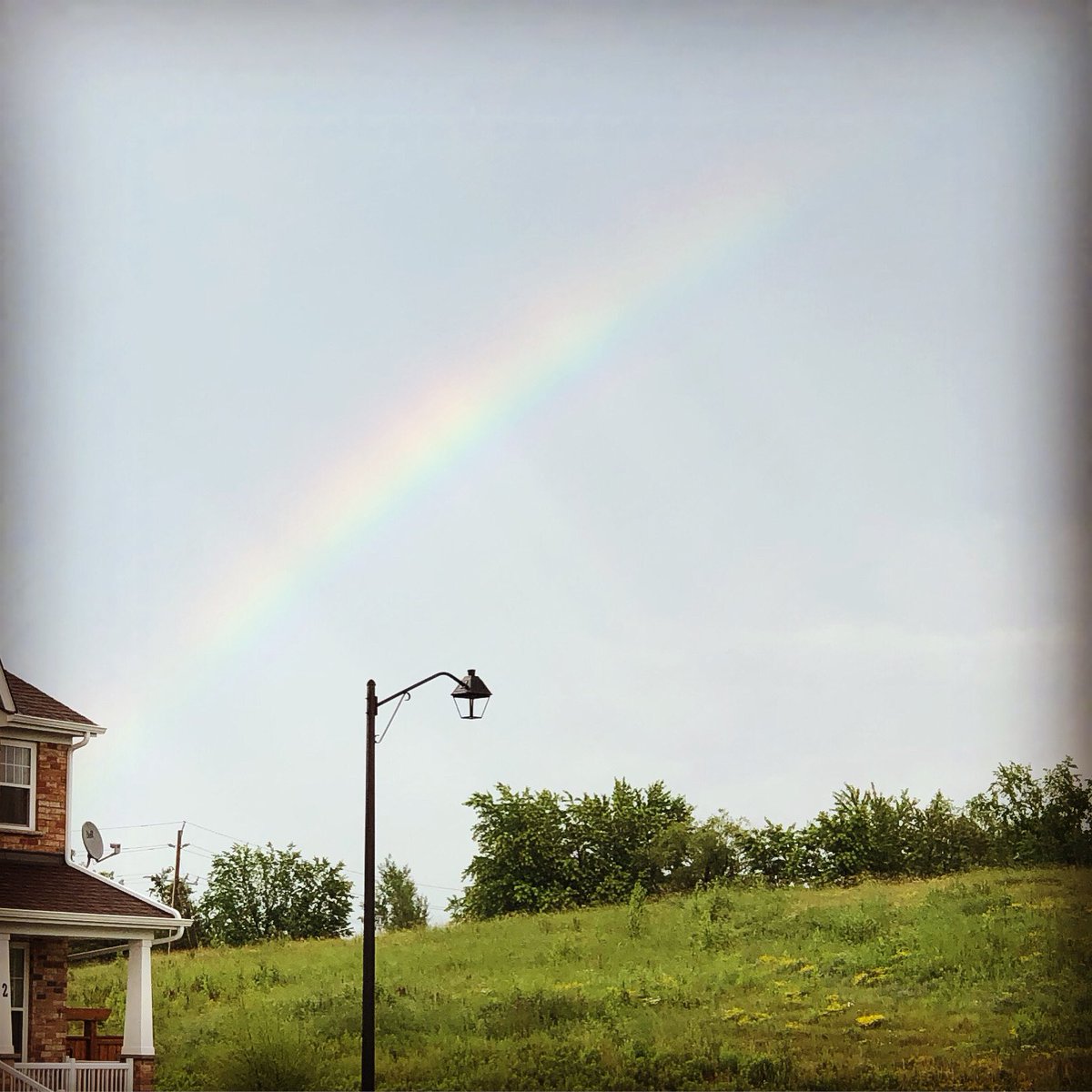 jeffrobertson73's tweet photo. Always nice to see a rainbow in the sky. https://t.co/m0bkbsZWah