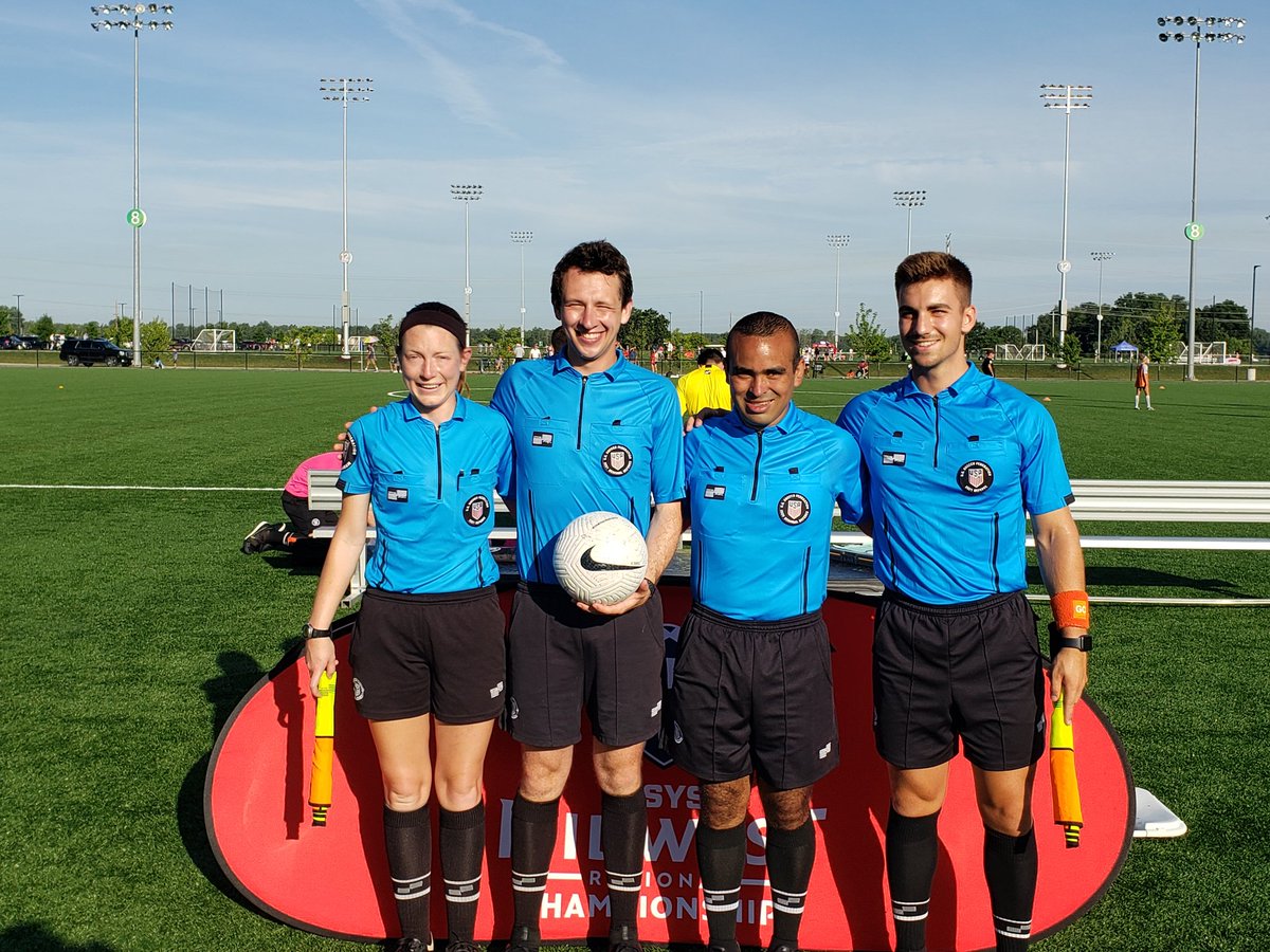 KSRefereePro's tweet image. Semi Final day for @KSRefs at Regionals II