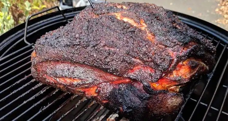 GoodFire41's tweet photo. Add cherry wood to those custom built smokers, mouth watering 😋….don’t miss out!   Get the best BBQ Butt ever and treat children to a better Christmas!  🇺🇸 https://t.co/SXBix2tSTQ https://t.co/YdpplWal0R