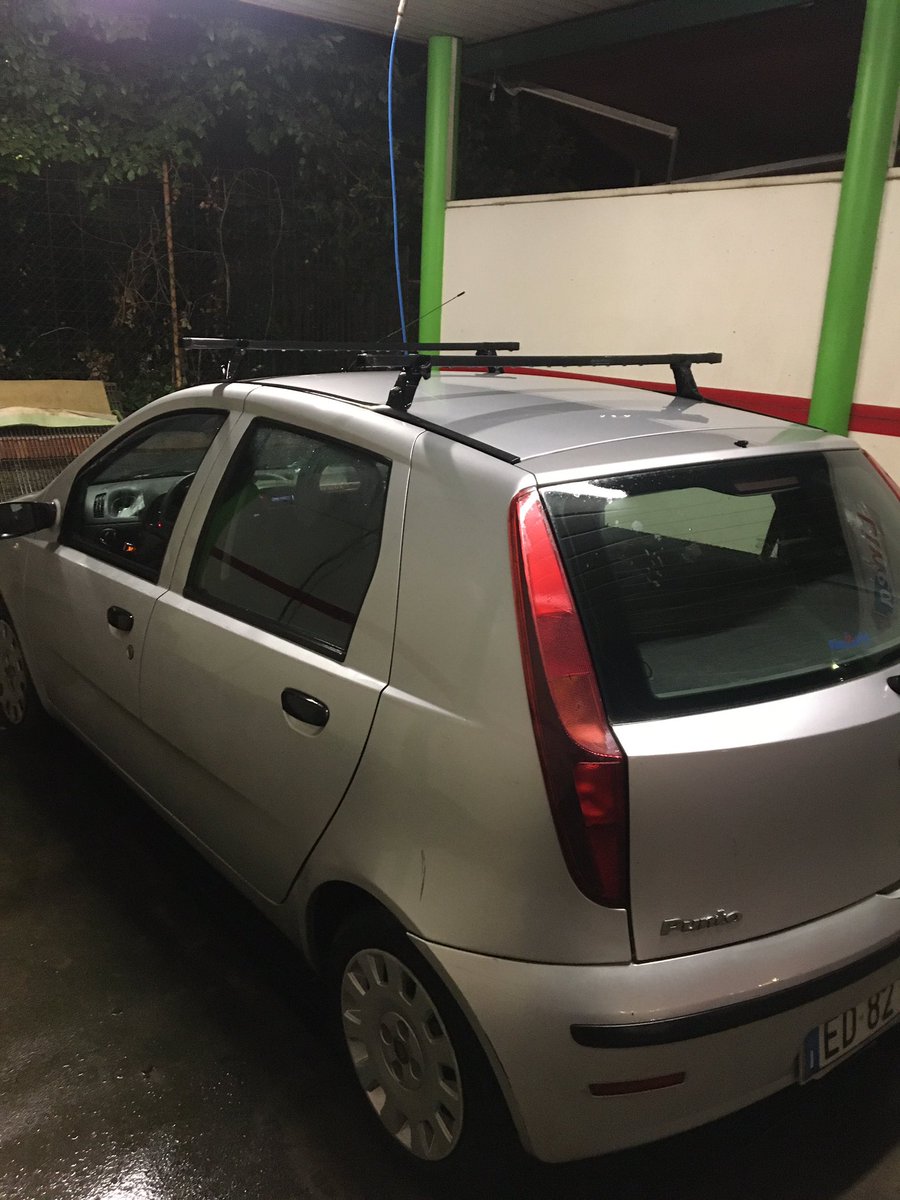 E dopo quasi 6 ore di consiglio comunale.... un po’ di “scarico” notturno ci vuole...😎
Lavaggio macchina manuale