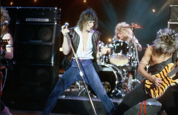   Happy Birthday Don Dokken, keep it Rocken non stoppen 