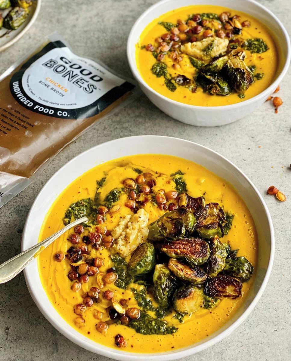 MeruMiso's tweet image. We love flavoursome soups and this one by @undividedfoodco looks delicious! 

Pumpkin &amp;amp; leek soup with brussels sprouts &amp;amp; crispy chickpeas - we love the addition of Chickpea Miso paste to add extra umami and deepen the savoury notes. 

Image: @undividedfoodco
