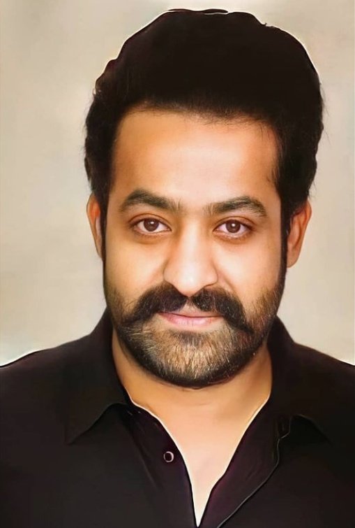 MASSICONNTR's tweet photo. Att mass look 💥💥

#ManOfMassesNTR @tarak9999 https://t.co/58PM1If1qj