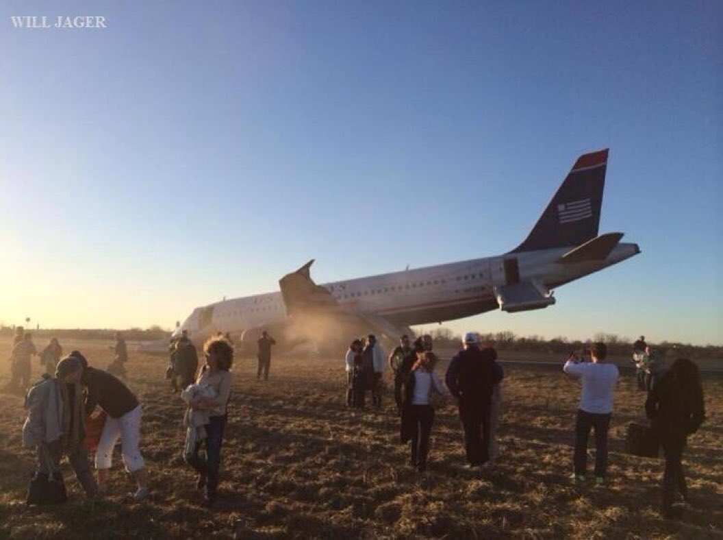 SheikhEcu's tweet photo. La Aviación es como las matemáticas, todo es exacto y hay conceptos que no se pueden transgredir, IMPROVISAR o ASUMIR, son pecados mortales… @LassoGuillermo @MarceloHCabrera https://t.co/6YNqREuMF8