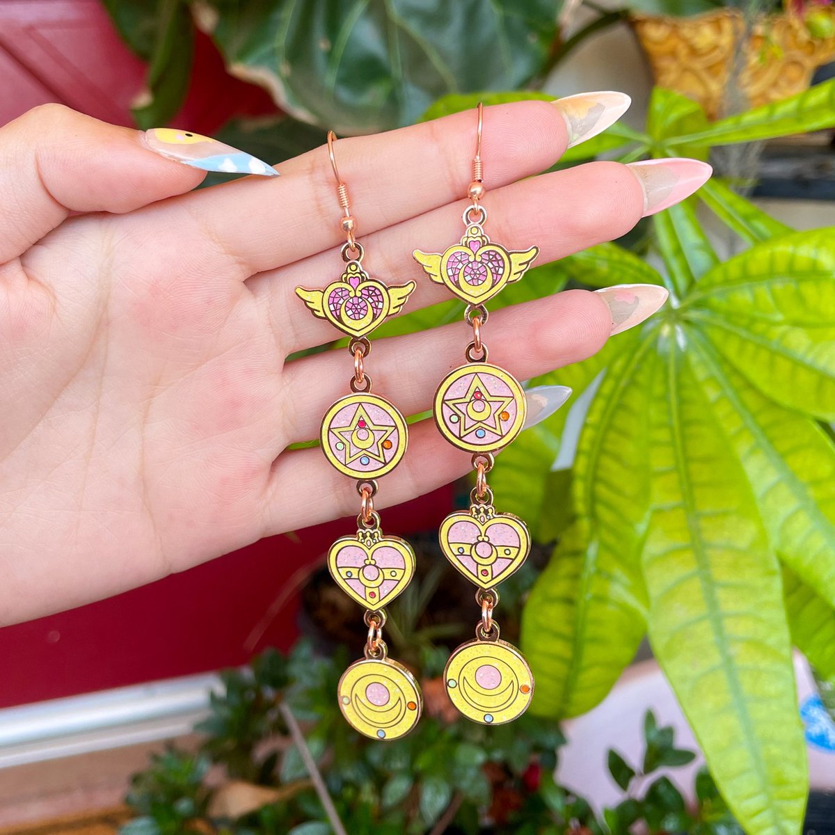 BasuraGang's tweet photo. Sailor moon compact earrings dropping the 9th !! https://t.co/kJfvaNZ7l0