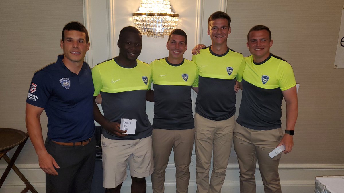 KSRefereePro's tweet image. 5 @KSRefs working finals tomorrow representing @KSYouthSoccer in St Louis