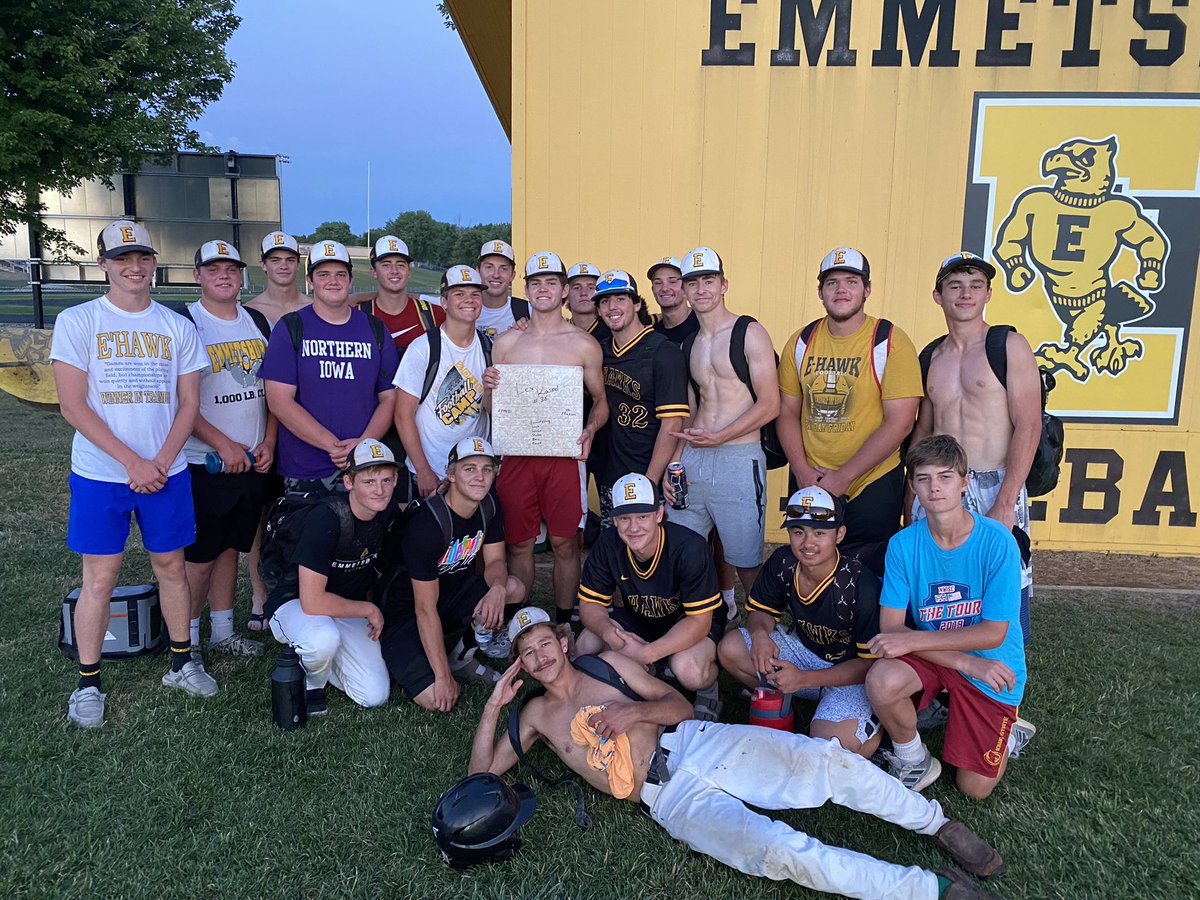 ehawkbaseball's tweet photo. The E-Hawks beat Manson 5-3 to improve to 15-7 on the season. Congratulations to Lex Kassel for setting the single season stolen base record with 36 stolen bases. The record was previously held by Ryan Kliegl and set during the 2011 season. @iahsbb @iahsaa https://t.co/hlFiTGQa9G