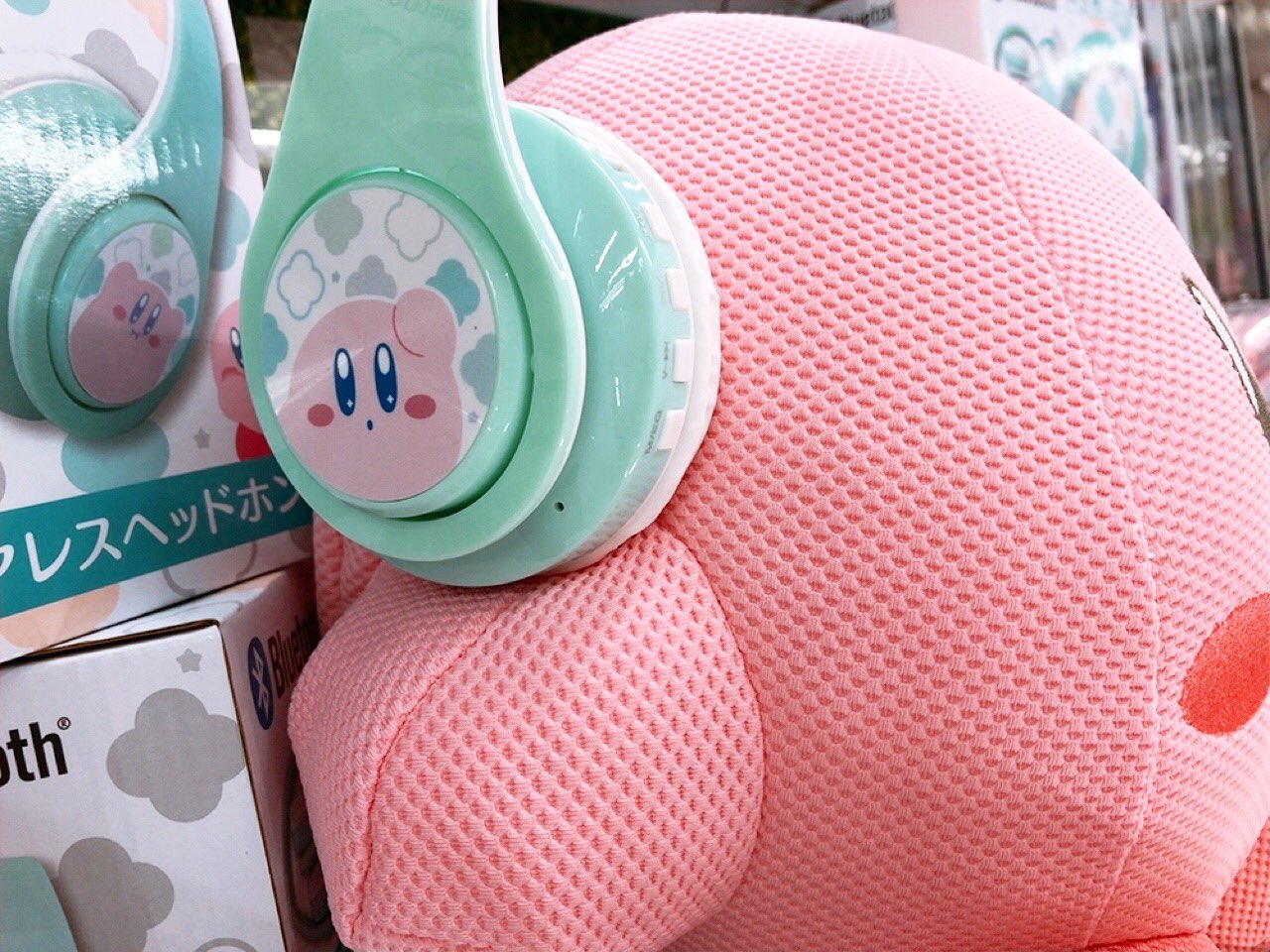تويتر タイトーステーション 上野御徒町店 على تويتر 星のカービィbluetoothワイヤレスヘッドホン 本日新入荷 ミントグリーンが爽やかで可愛いワイヤレスヘッドホンが登場です 星のカービィ カービィ タイトー上野御徒町 タイステ T Co Qostdags9j