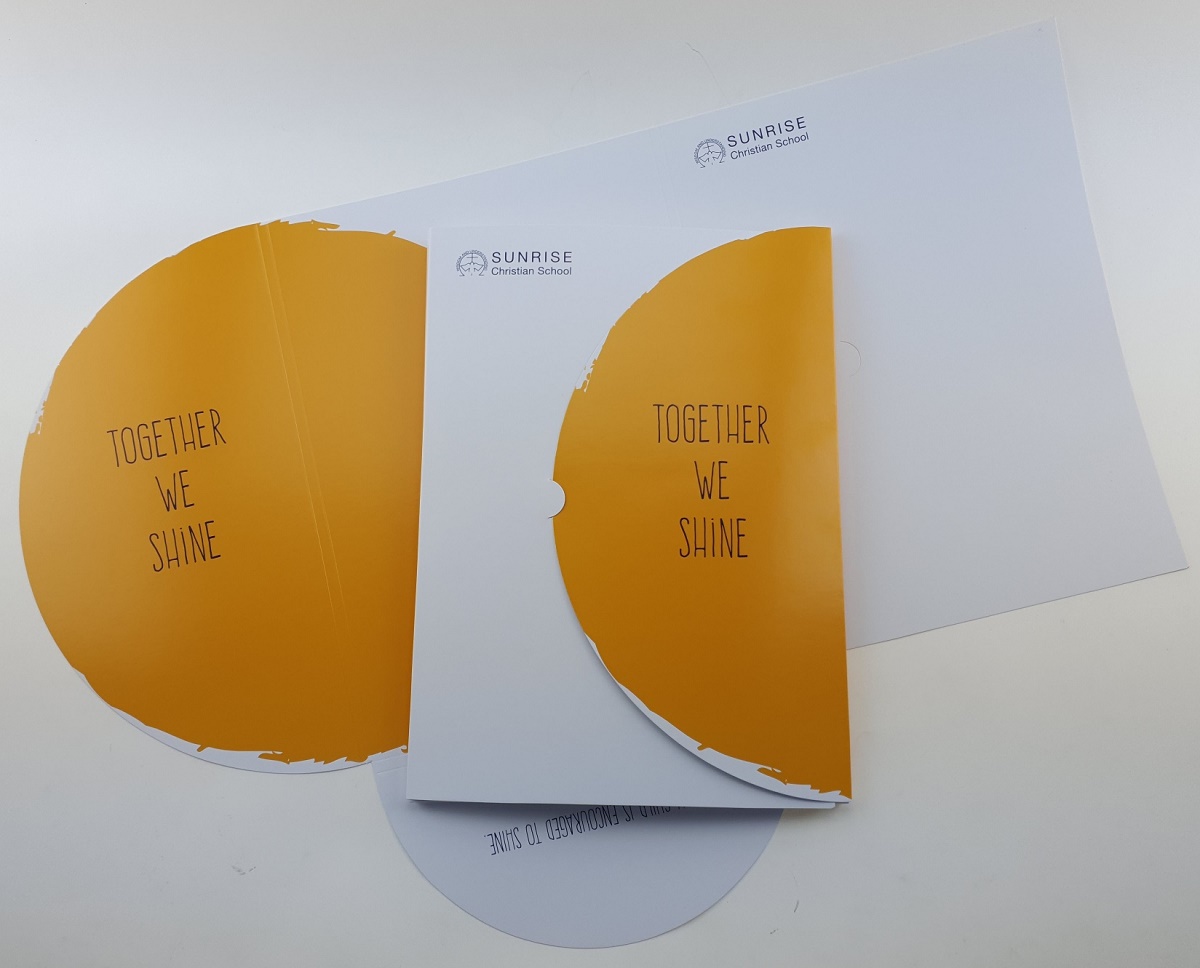 TheBowdenGroup's tweet photo. Every now and then our clients take the opportunity to design a folder that complements their brand.
Well done to Sunrise Christian School on a great-looking folder.
@sunrisechristianschoolsa

https://t.co/LRKd3AMKj6 https://t.co/wUmGJZfF4B