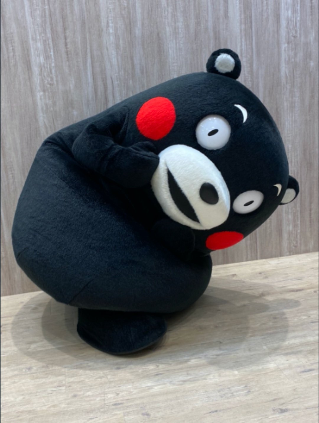 くまモン 公式 お知らせ 今朝の日本テレビ系番組 Zip の 日本全国うまいもんジャーニーおかわり コーナーに出演した モン 銀座熊本館には熊本のうまかもんがいっぱいだモーン 明日と明後日も出演する予定なので みなさん ぜひチェッく