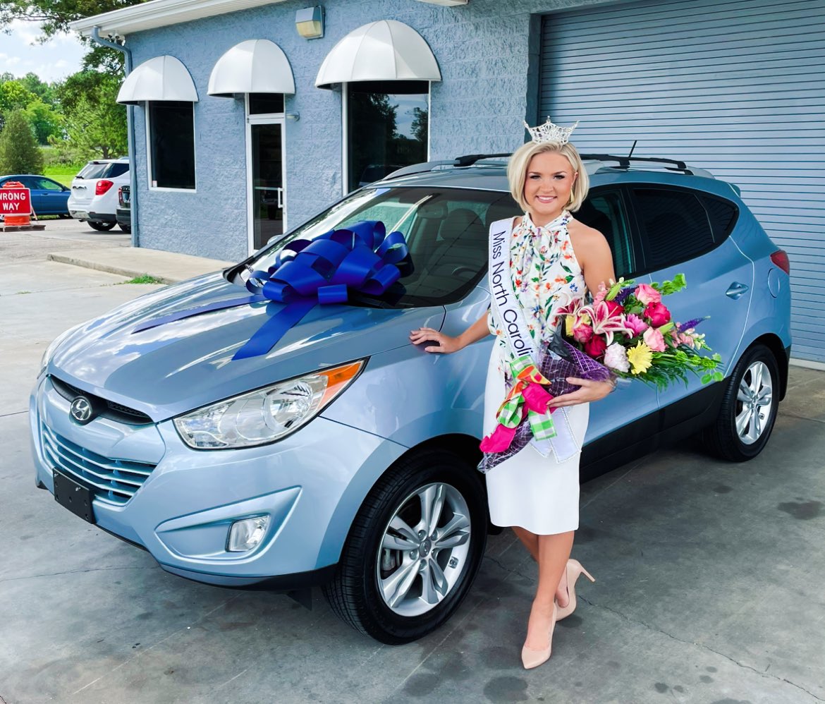 Thanks to Knox Auto Sales, Inc. I’m driving in style! It’s time to hit the road! 🚙🚙🚙
•
#MissNorthCarolina #MAO100 #MissNC #MissAmerica #BeepBeep