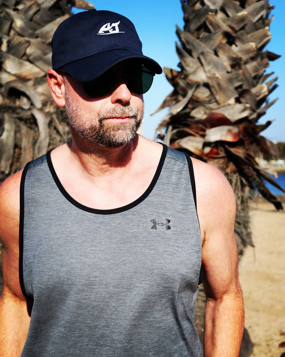 ajyourtrainer's tweet photo. I hope you had an amazing day. Goodnight! 🌴💙

https://t.co/avqhXjMpmW https://t.co/MsQBo7LRAc