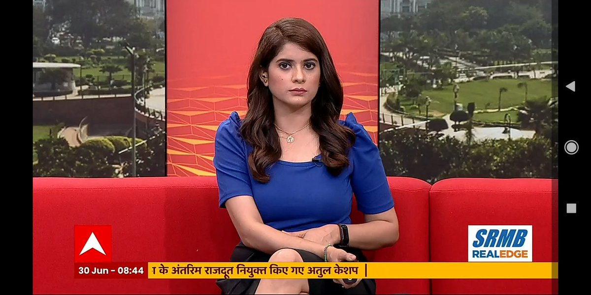 kamboj_anita's tweet photo. #newprofliepic @pratimamishra04 #WorldSocialMediaDay प्रतिमा दीदी सोशल मीडिया ने हमें सशक्त बनाया लेकिन इसके सही इस्तेमाल की जिम्मेदारी भी हमारी ही है दीदी ऐसे ही हमेशा साथ बना रहे #SocialMediaDay #enrich #enlighten #brighten #eachlife https://t.co/hHEvrGA7Mh