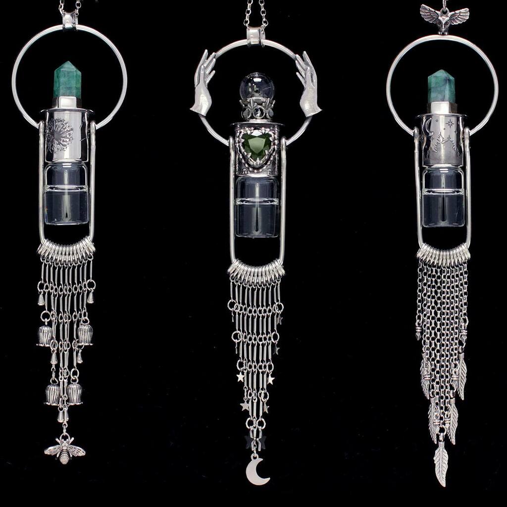 beadandbones's tweet photo. The Gemstone featured in the Green Witch collection was Moldavite. You will be blown away at the depths of green you will see inside the stone in person. Crystals and stones found within my collections are gem-quality specimens curated by artisanal lapid… https://t.co/7ulviU9Ef2 https://t.co/l72HorqGbp