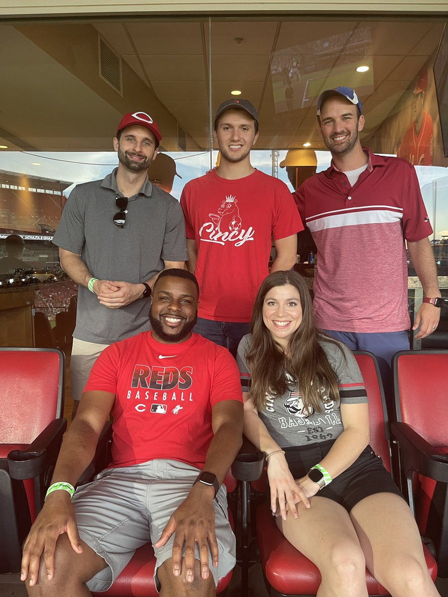 CinciMowbray's tweet photo. We may not have won tonight, but we loved watching our team play and compete! Thank you for a great environment @Reds! #Reds @GrowCincyUSA https://t.co/dHnzWDppaI