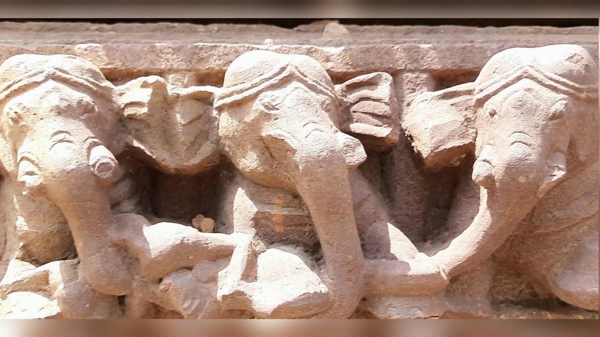 ArunNPSEFR's tweet photo. जब श्रद्धा और विश्वास से हम पत्थर को भगवान बना सकते है तो अपनी संगठन शक्ति से सरकारों  को भी झुका सकते है।
#RestorOldPension https://t.co/WZ9VO2c5Oa