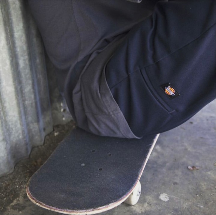 Para skateboarders, mana nih suaranya? Sudah punya koleksi lengkap #Dickies apa saja?

#Dickiesindonesia #Dickiesworkwear