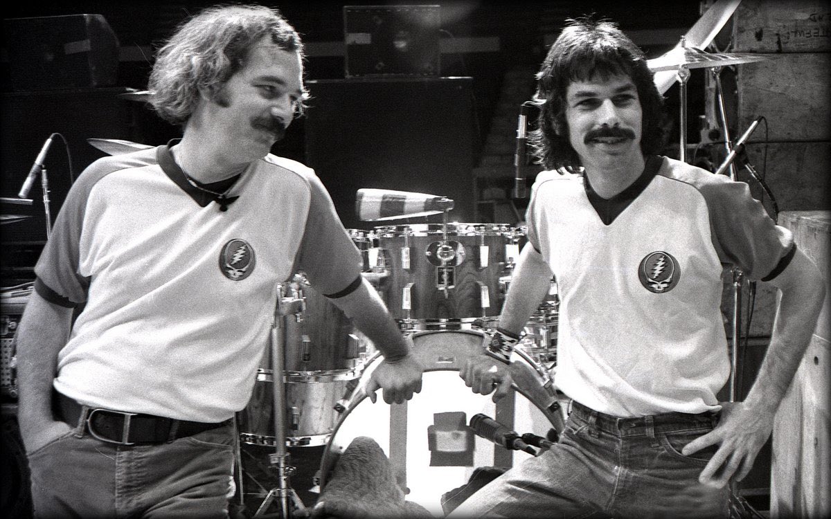 Seasatz60's tweet photo. I hope that you all enjoyed this 2 Drummer Tuesday.
#GratefulDead #RhythmDevils #drumspace #mickeyhart @BKreutzmann https://t.co/NkmBOirF2M