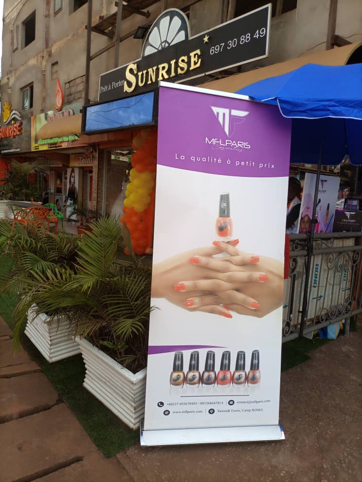 mflparis's tweet photo. L'institut de beauté et centre de formation SunriseBeauty Yaounde nous a invité à leur vente privée qui s'est tenue du samedi 26 au mercredi 30 juin.

Nous les remercions pour leur invitation. C'est un réel plaisir !!
#yaoundé #ventesprivees #cosmetiques #mflparis #makeup #beauté https://t.co/06kn8Js3g0