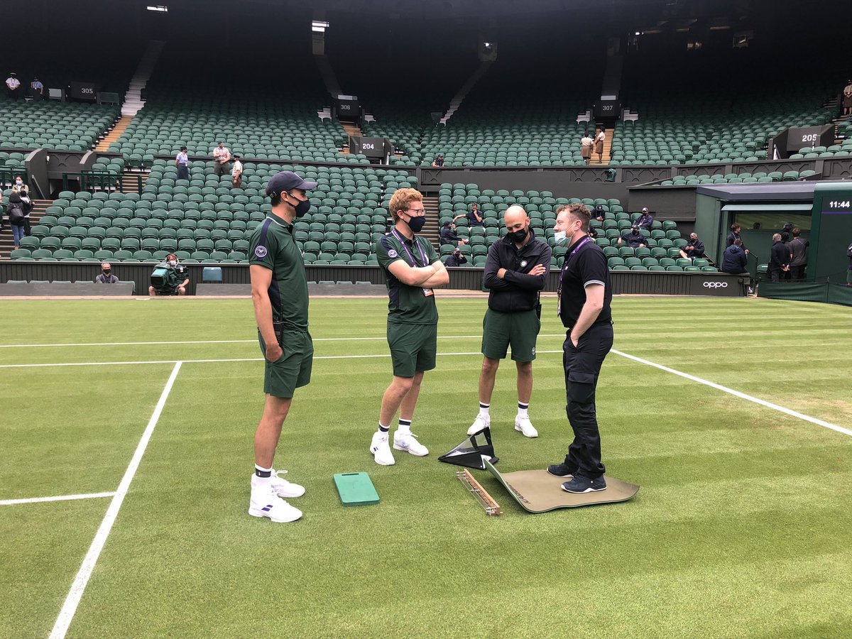 Wimbledon Groundsman tweet media