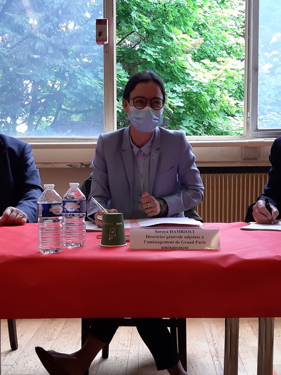 Aurélien Rousseau, Nicolas Grivel (<a href="/AnruOfficiel/">ANRU</a> ) et Soraya Hamrioui (<a href="/gpamenagement/">gpamenagement</a> ) marquent leur engagement dans l’intégration des enjeux de santé dans les opérations d’aménagement et renouvellement urbains par la signature d’une convention de partenariat entre GPA et l’ARS.