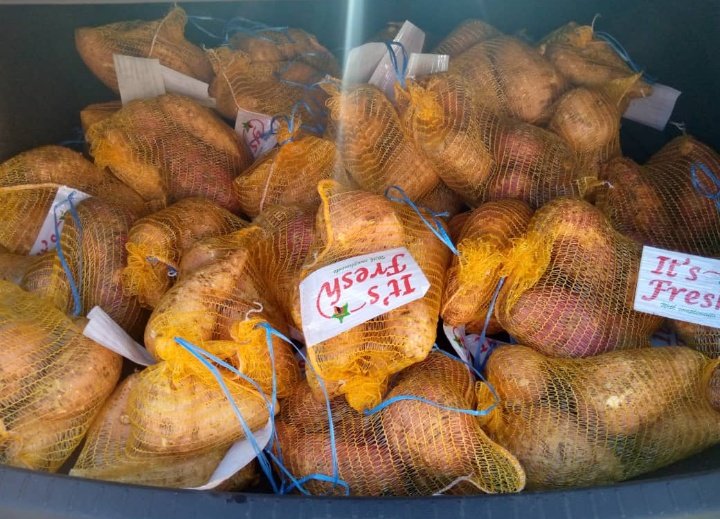 We loaded the trunk with some Kandolo. Heading to some of our Twitter family for deliveries. Share your Kandolo stories and recipes by tagging us!

#kandolo