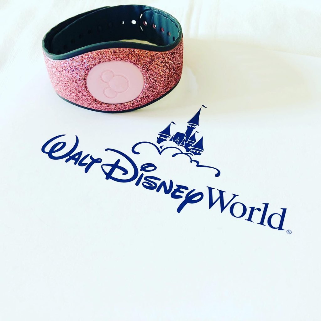 Masumi Hawaii Wdw ピンクのキラキラマジックバンドで食事もショッピングもインパもお部屋にも入れて便利 Waltdisneyworld Family Vacation Summer 21 Wdw 家族旅行 フロリダ ディズニーワールド ウェルカムホーム Masumi Hawaii Wdw ピンクのキラキラマジックバンドで食事もショッピングもインパもお部屋にも入れて便利 Waltdisneyworld Family Vacation Summer 21 Wdw 家族旅行 フロリダ ディズニーワールド ウェルカムホーム