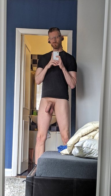 Make my bed for me plz https://t.co/XyXGMUN4LY