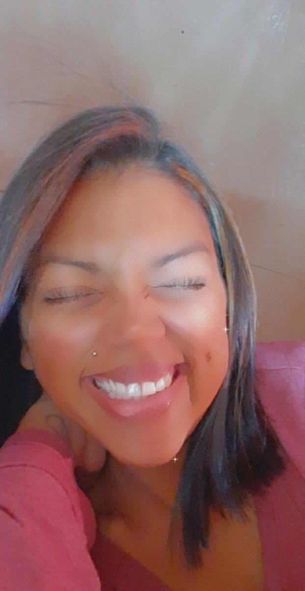 chantelholm4's tweet photo. God keeps blessing me 😇 #Wednesday #Midweekselfie #momlife #filter__update https://t.co/rEde6hR93d