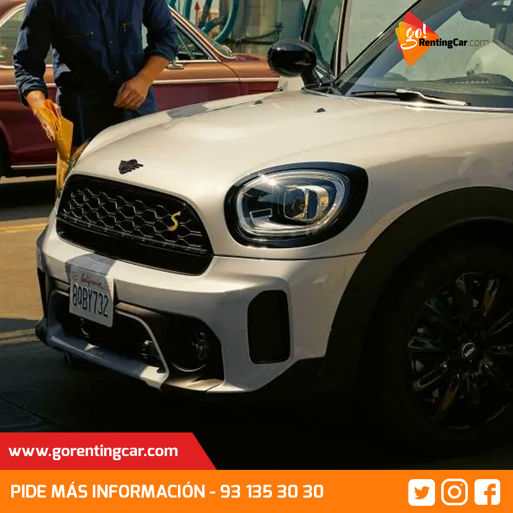 GoRentingCar's tweet image. 🔌 El nuevo #MiniCountryman híbrido enchufable es el más grande de la marca #Mini, y ahora puedes tenerlo con el paquete Confort Plus, el sistema Connected Navigation Plus y el acabado Classic si haces tu renting con #GoRentingCar 🤗🔝

#GoRentingCar #RentingEspaña #RentingCoches