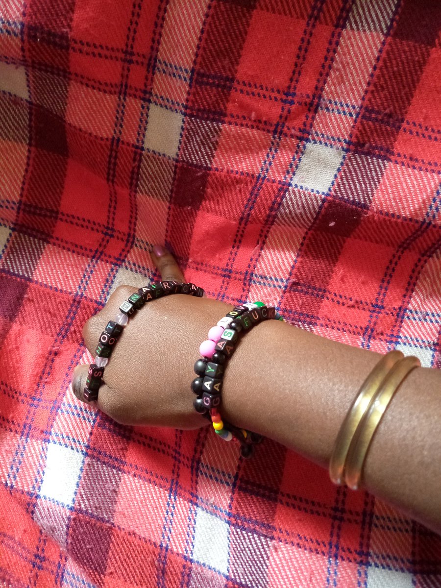 cryptonait's tweet photo. See the second pic? The sun LITERALLY just shone into my room at that second and I'm just-🥺🥴😻 🥰
❤️🧡💛💚💙💜🤎
#PrideInIntersectionality
#HappyPrideMonth2021
#Pride2021 https://t.co/WTazxLbWga