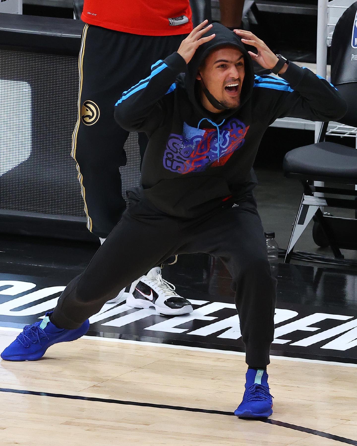B R Kicks on X TheTraeYoung watches the Atlanta Hawks tie up the series in the Pharrell x Adidas Human Race Sichona https t Y2EusIaOTu X