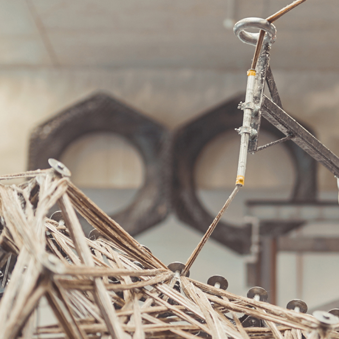 EXC_IntCDC's tweet image. The #livMatS_Pavilion is the first building demonstrator of the Clusters of Excellence #IntCDC @Uni_Stuttgart and @livMatS_UniFR @UniFreiburg. This research collaboration has grown over many years, integrating the fields of #biomimetics and architectural #CoDesign.