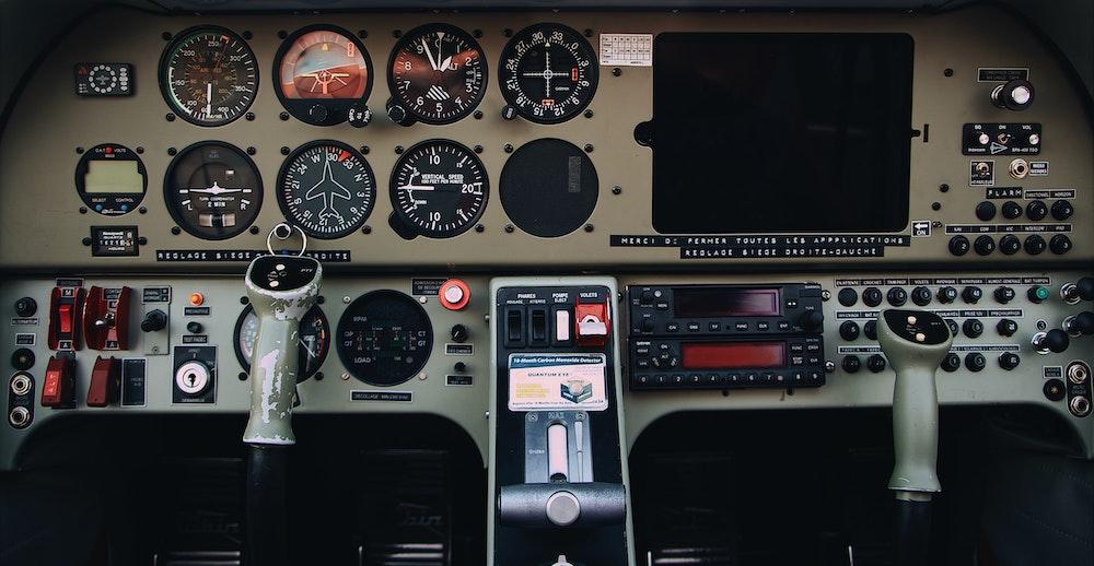 Tenir la comptabilité de votre entreprise à jour relève du cauchemar ? 😰

👉 Arthur Waller, CEO de la #fintech <a href="/Pennylane_tech/">Pennylane</a>, a publié "La comptabilité pour les #startups" , un livre blanc rempli de conseils pratiques et faciles à mettre en œuvre. maddyness.com/2021/06/29/pen…