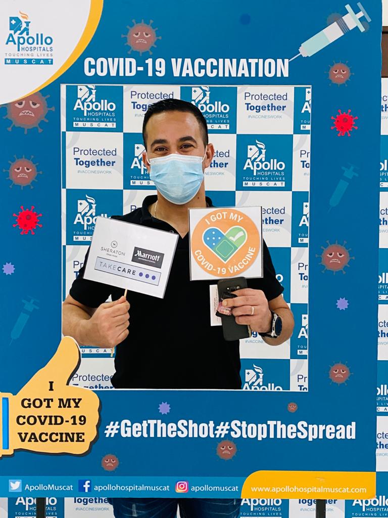 SheratonOman's tweet photo. لأننا نهتم. قد حصلوا موظفين فندق شيراتون عمان على الجرعة الأولى من اللقاح ضد كوفيد-19
#فندق_شيراتون_عمان #التحصين_وقاية #الحملة_الوطنية_للتحصين_ضد_كوفيد19
#عمان_تواجه_كورونا https://t.co/uK4AeetFxq