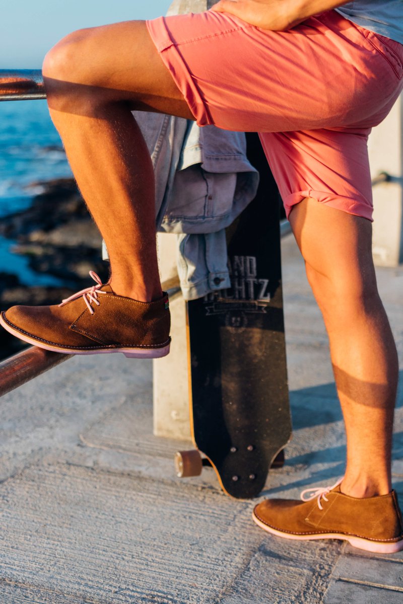 VeldskoenI's tweet photo. The perfect holiday shoe. Comfort, style, colour & functionality
Forgot to take your holiday shoes?
Don't worry - Free DPD courier delivery to anywhere in Ireland
https://t.co/ikZbFvzuU8
DPD Ireland
#veldskoen #vellies #desertboot #suedeboot #howiwearmine #colouryoursole #DPD https://t.co/YIR3ZPt9su