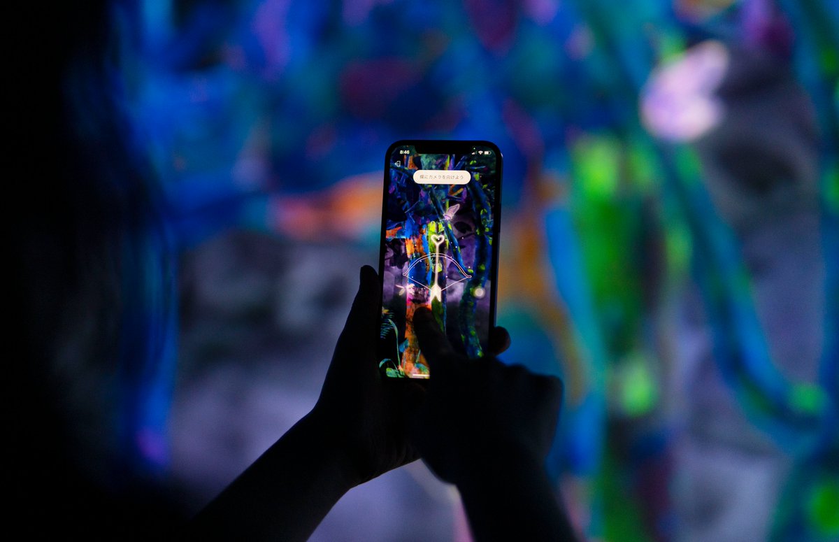teamLab_net's tweet photo. Opening Today -- “Catching and Collecting Flutter of Butterflies Beyond Borders”
Explore with your smartphone app, capture butterflies, study them, and create your own collection book. On view at GINZA 456 in Tokyo.
https://t.co/jyV7cvDohj https://t.co/NMw0YqjcYG
