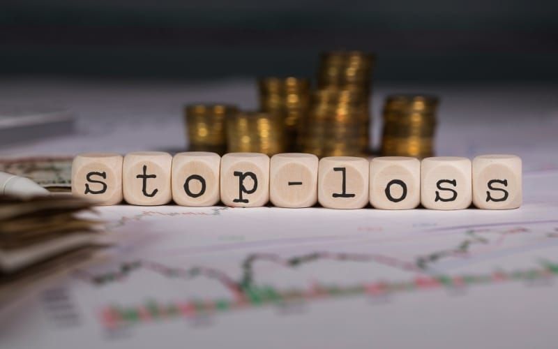 Forex Stop-Loss Orders and How to Use Them
A stop-loss order is an instruction from a trader to a broker, asking them to close their position once their asset price reaches a predetermined price.
forexezy.com/forex-stop-los…
#forextrading #forexmarket #StopLossOrders