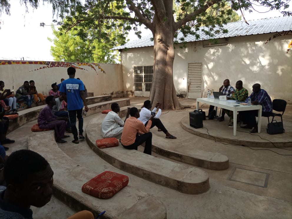 Retour en image sur le Mardi Causerie d'hier dédié au bilinguisme au Tchad