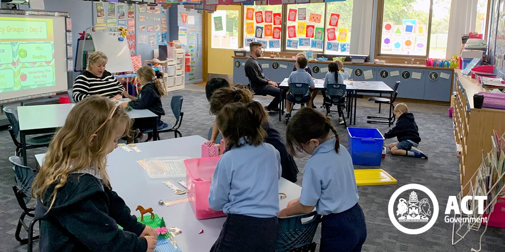 We’re upgrading so that every classroom is a great place to learn. At Maribyrnong Primary School extra classroom space has been converted for year 1 classes to enrich learning. School staff also benefit from a new, expansive and modern staff room for meetings and break times.