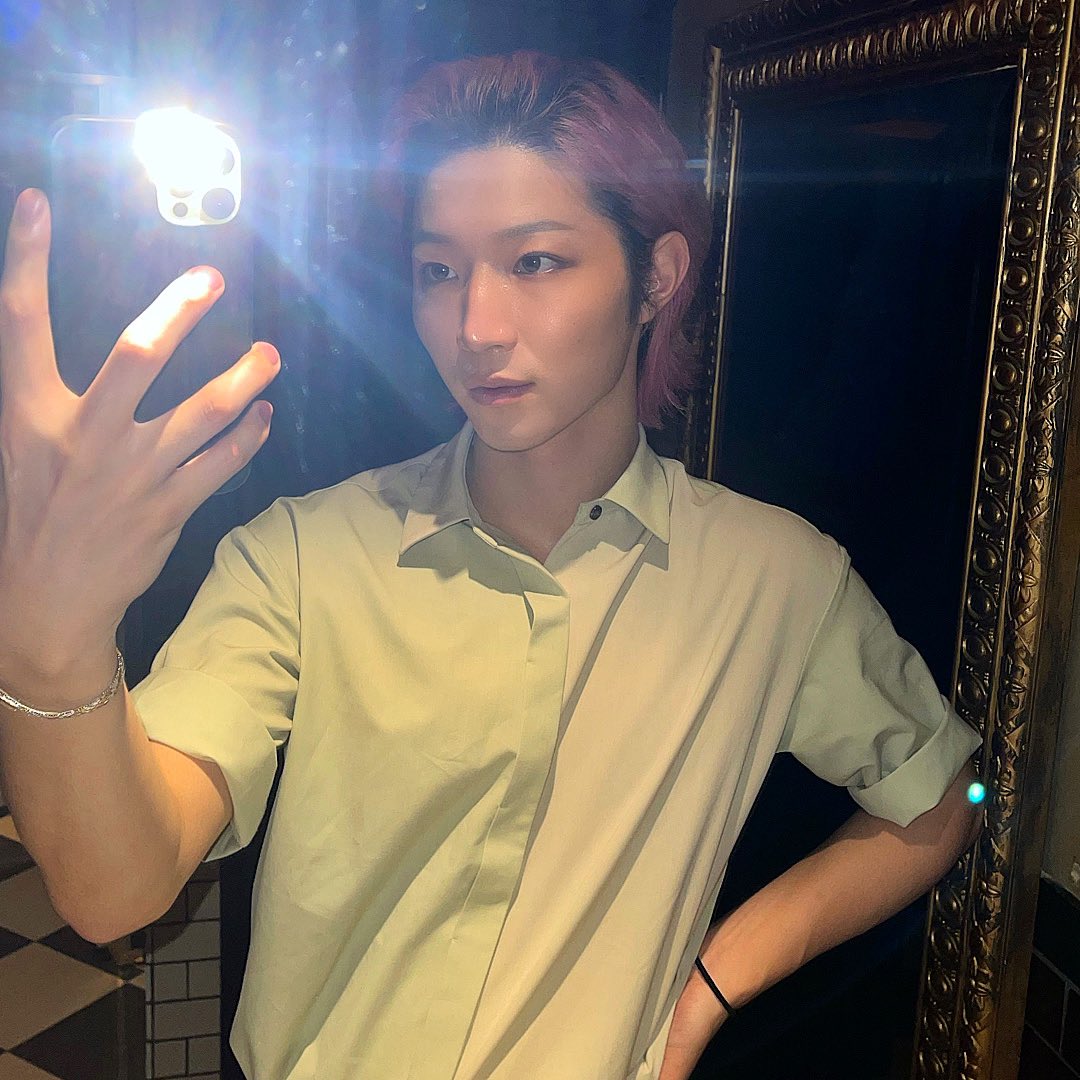 missfuuji's tweet photo. ピンク入りました〜
ハーフアップとオールバック https://t.co/keB7dA2TrH
